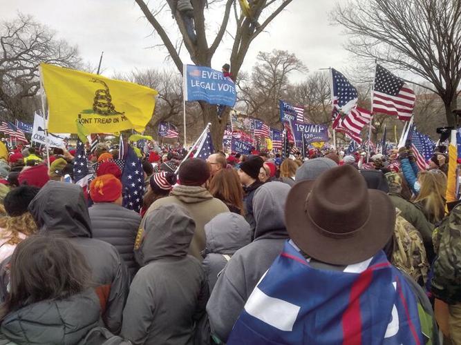 01-08 Crowd at Ellipse.jpg