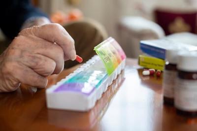 Siga las medidas de seguridad para garantizar que sus medicamentos sean seguros y eficaces