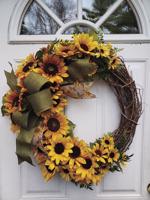 Wreaths, watercolors and weaving classes in September
