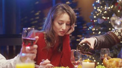 7 tips to survive the holidays when struggling with an eating disorder