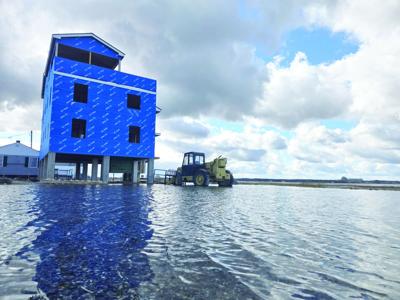 Picturing Rising Tides