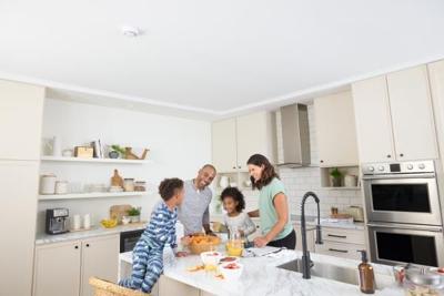 Dé prioridad a las alarmas de humo y monóxido de carbono durante su limpieza de primavera