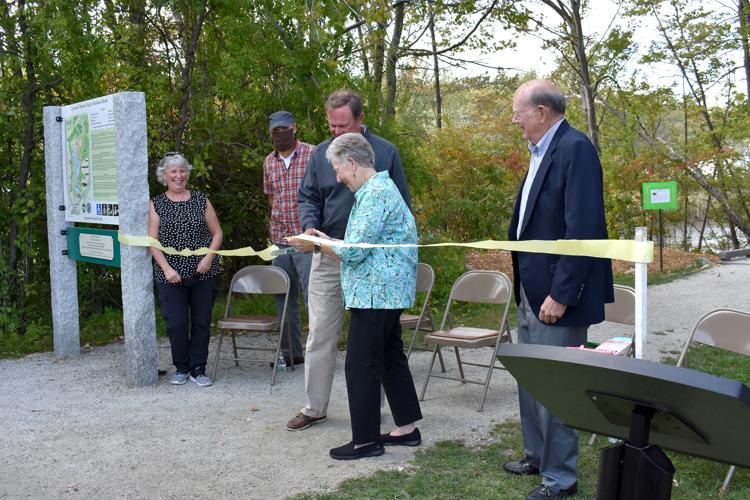 09-15 Laverack Trail Ribbon