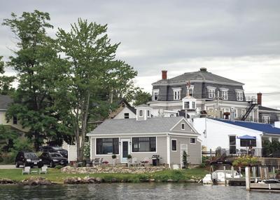 Three-season Wolfeboro cottage