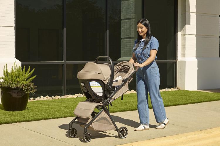 NEW BRITAX® JUNIPER™+ COMPACT STROLLER FOR FAMILIES FROM DAY ONE