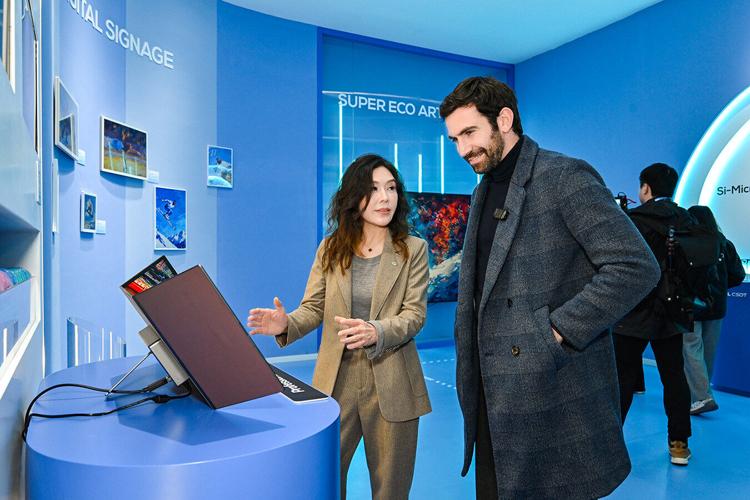 TCL CSOT Displays the Future at the Milano Cortina 2026 with Cutting-Edge Display Technology for the Games