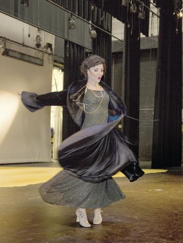 06-27 LS FunnyGirl_21Jun19540268