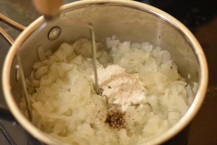 10-29 Pork chop onion mash