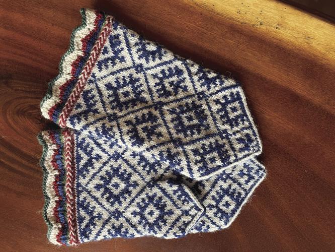 Mittens knit in the Latvian style