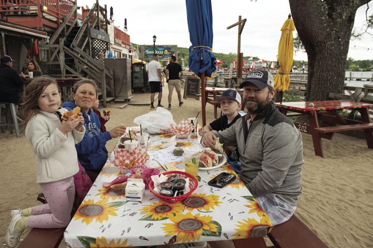 06-13 BOATING LakeDining_10Jun20582713.jpg