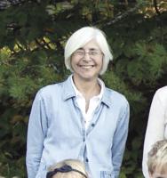 Laura Mammarelli receives Horizon Award from Squam Science Center