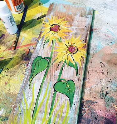 Artistic Roots features Stacey Lucas AKA 'Veggie Girl Art' teaching talents