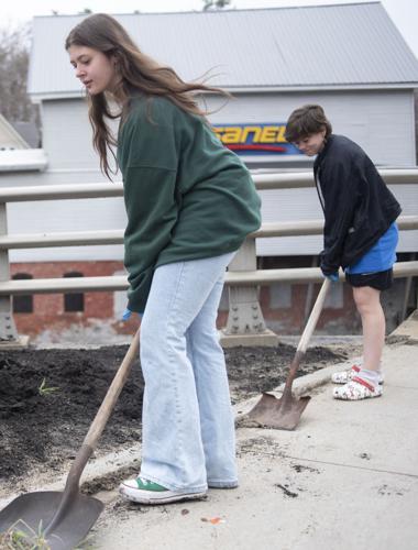 Alexa Akerman and Kayla Adams