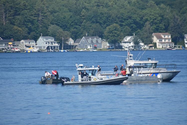 08-14 Paugus Bay search boats