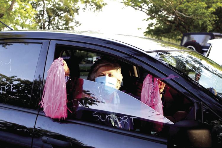 Breast Cancer - Pompom