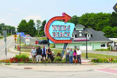 Weirs sign