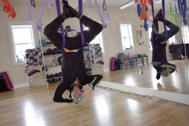 12-1 Kale Poland Yoga Jaya