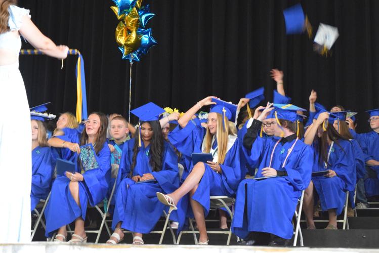 Cap toss