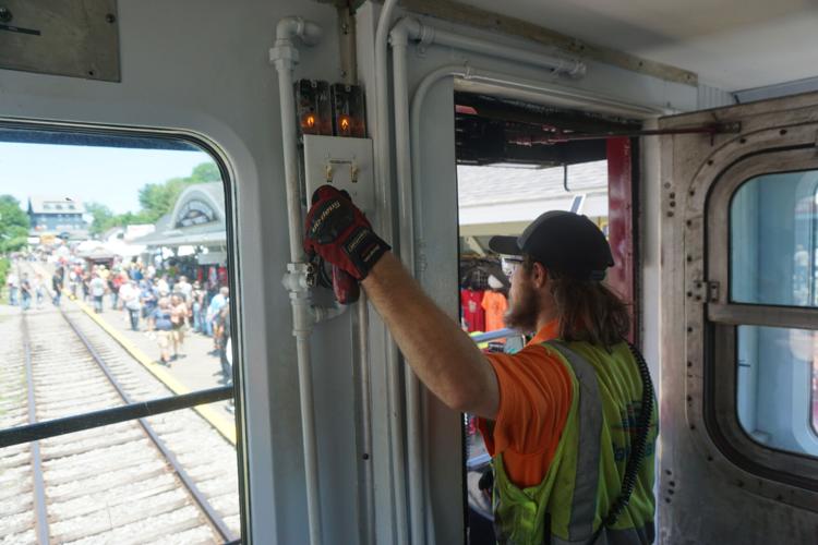 Collin Sulloway horn