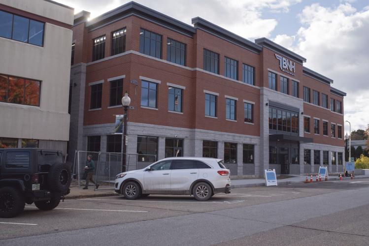 Bank NH new building