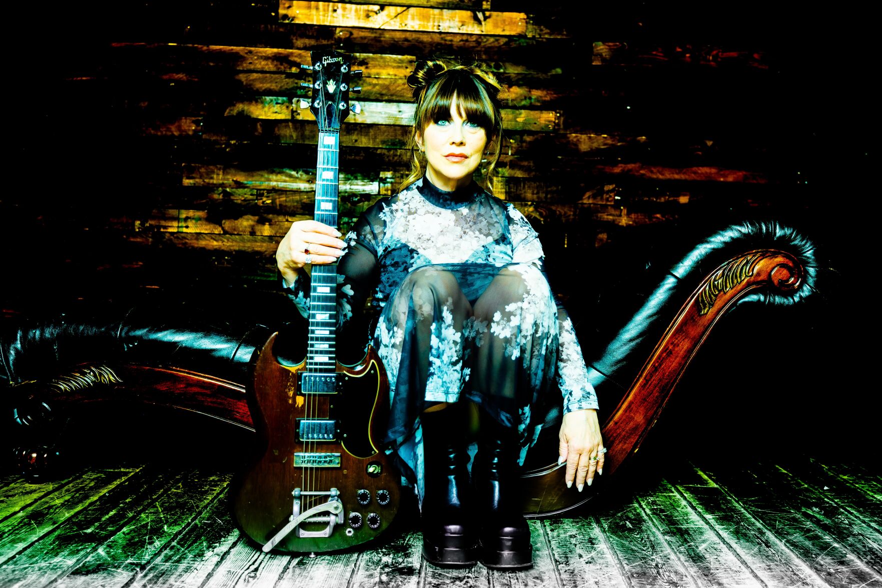 Veruca Salt's frontwoman Louise Post releases solo album