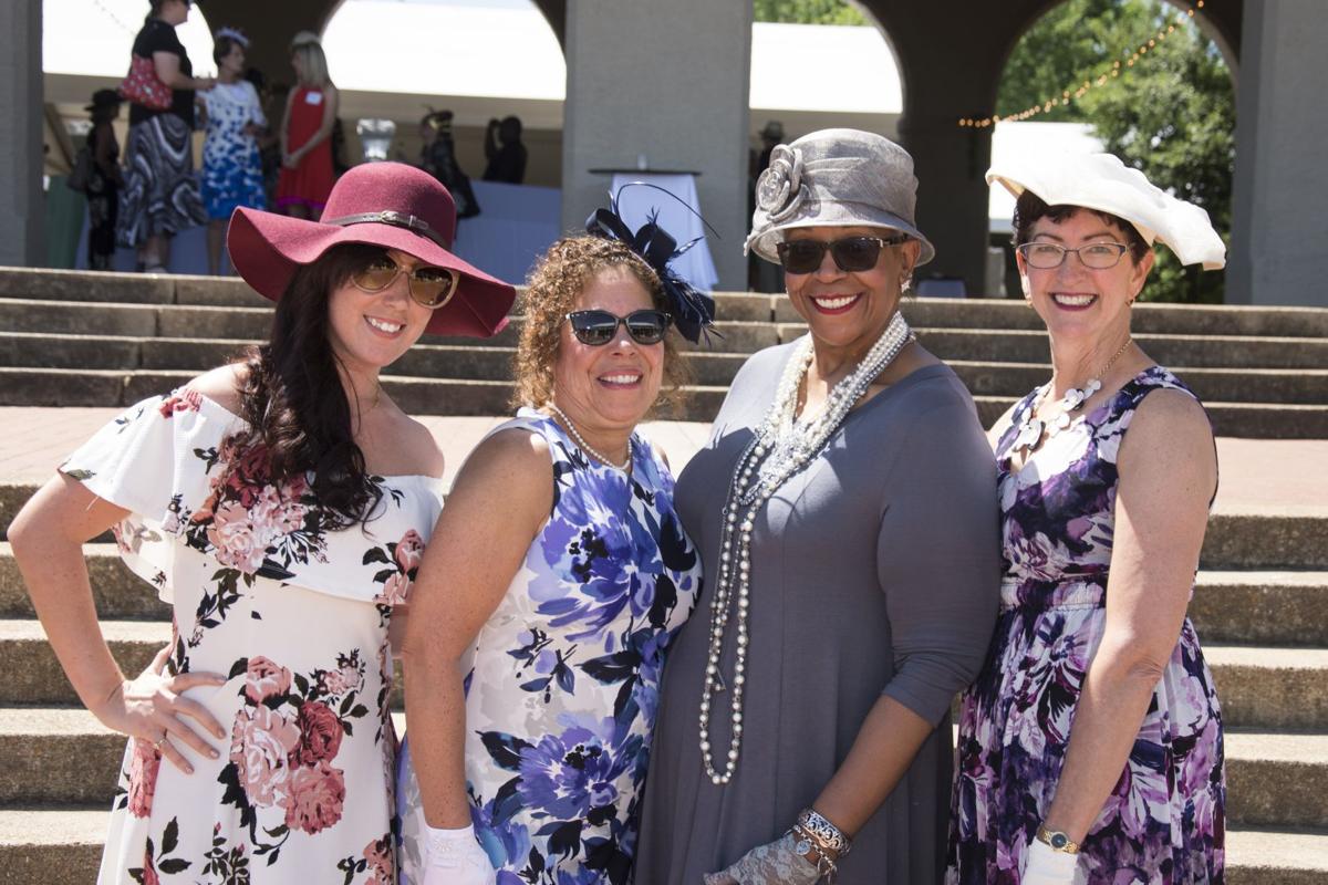 060817HatLuncheon06.JPG