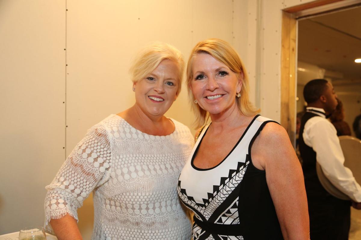 Jane Olsen, Jacque Phillips