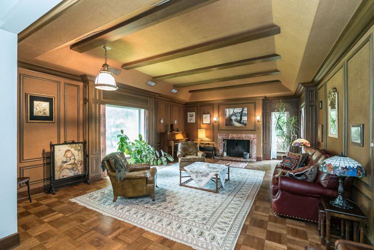 Distinctive Property 2102 S. Warson Road