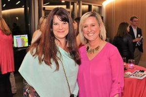 Sally Henriksen, Kelly Durbin