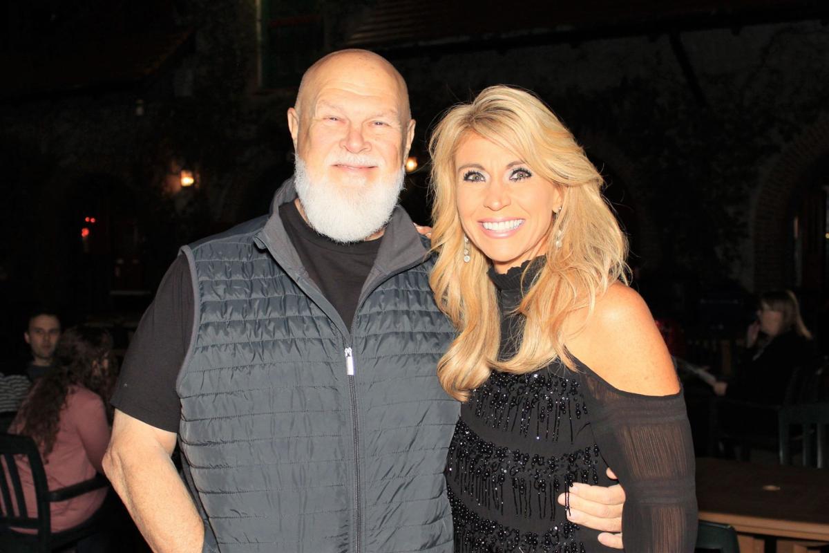 Asher 'Smash' Benrubi, Margi Ellisor (FOX 2)