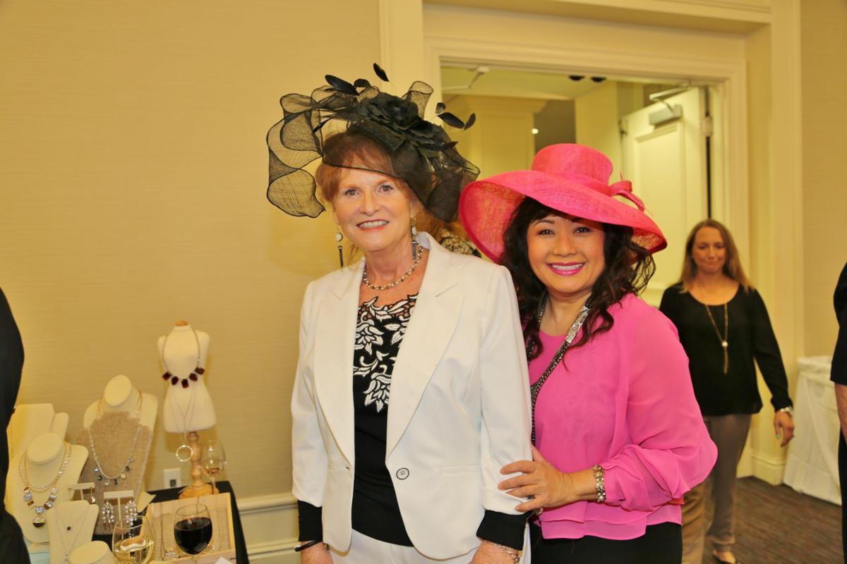 Linda Cantrell, Gina Zurliene