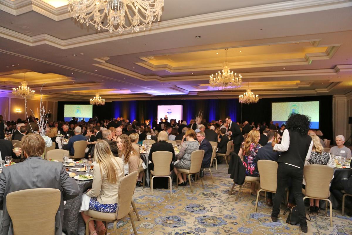 2017-Archbishop-Gala-037.JPG