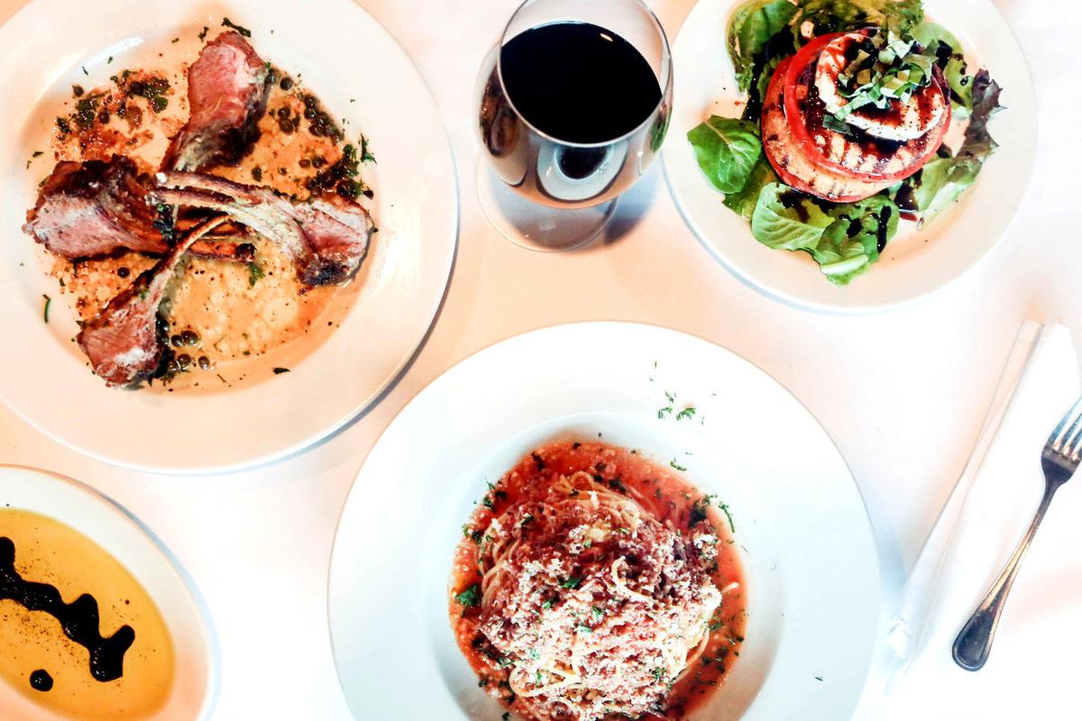 Dinner & A Show Paul Manno’s Café Dining