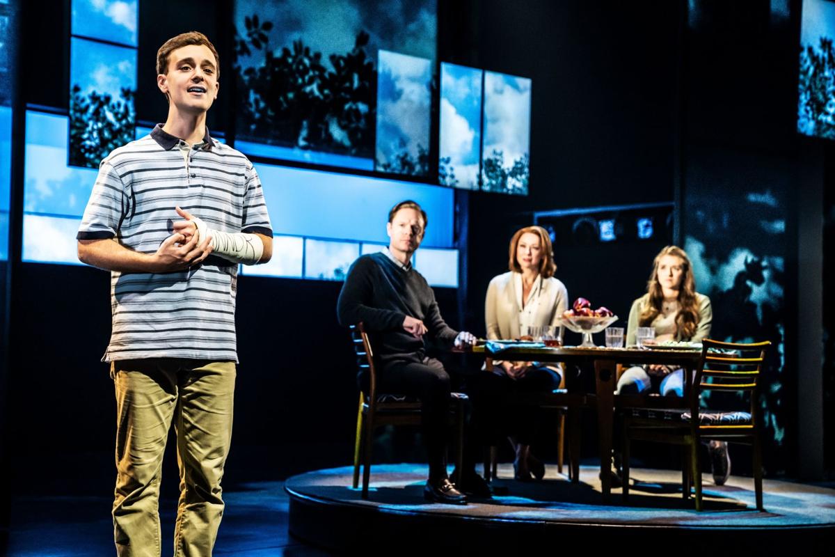 Message Of Hope And Resilience Lifts Dear Evan Hansen At The Fox Musical Review Features Laduenews Com