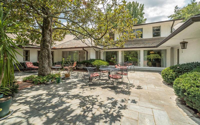 Distinctive Property 2102 S. Warson Road