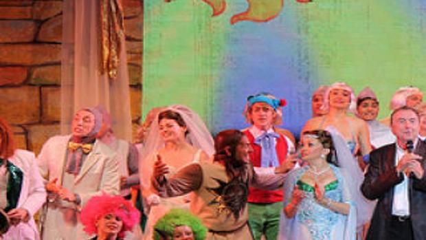 Monty Python S Spamalot Musical Review Arts Entertainment Laduenews Com