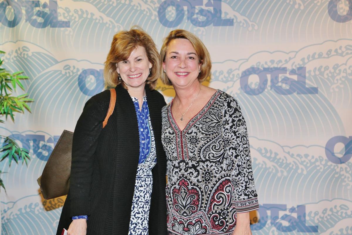 Sharon Schloss, Donna Zoeller