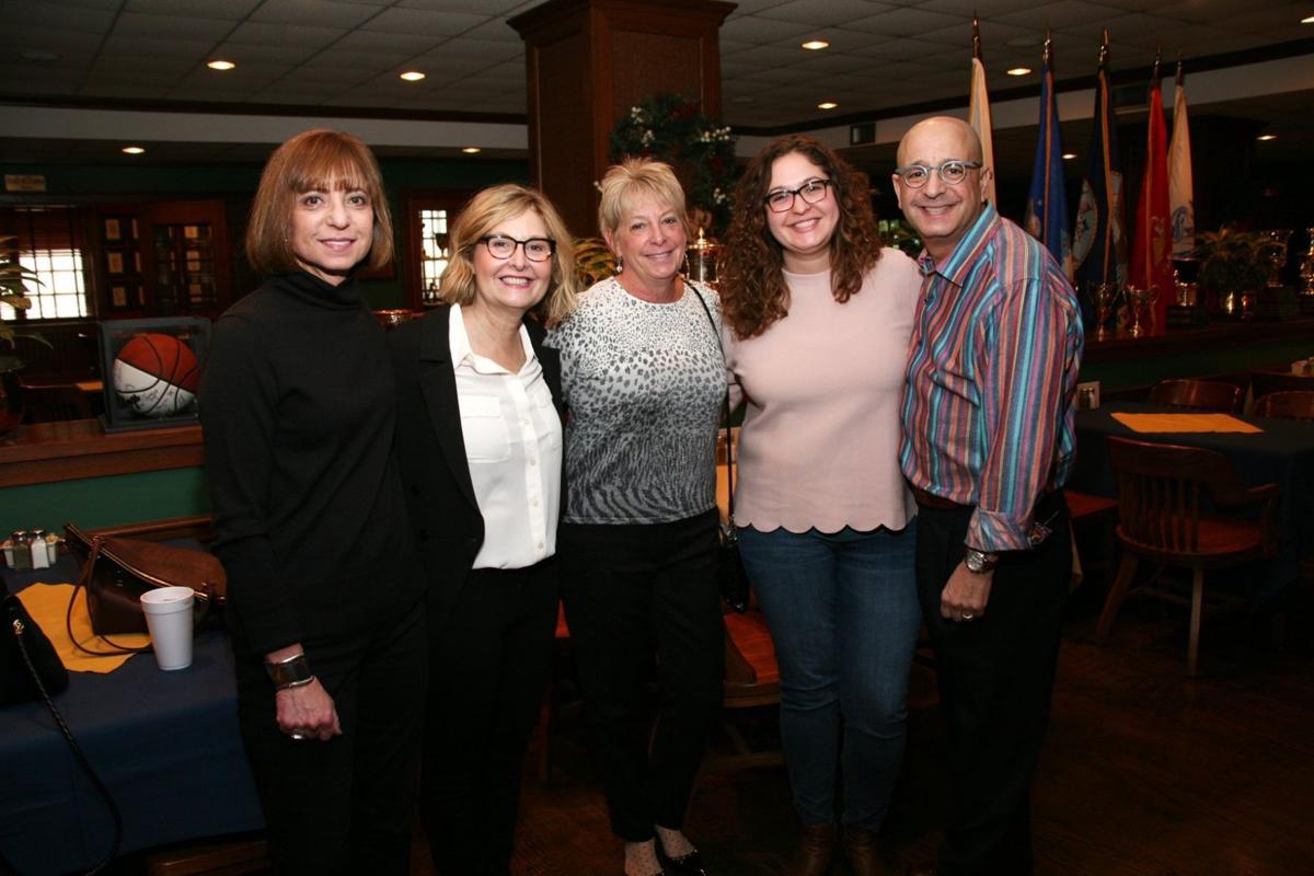 Lynn Rothbarth, Mindi Loebner, Kathy Otto, Erin Loebner, Jeff Loebner