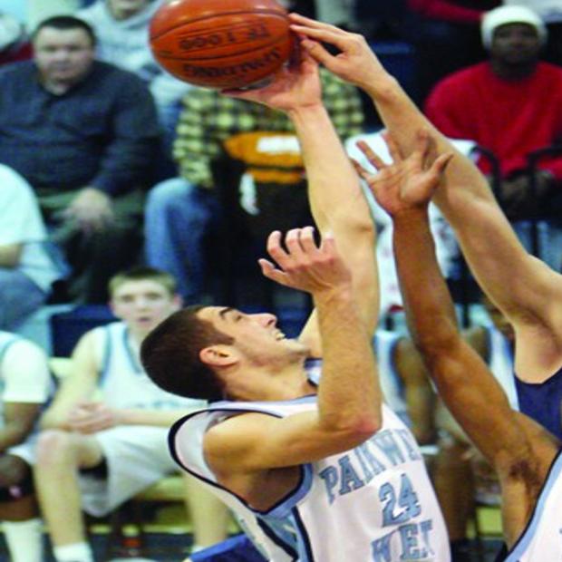 Marquette S Monster Mustang Sports Laduenews Com