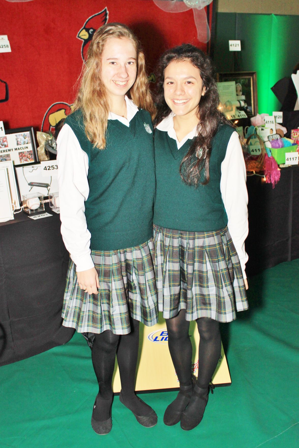 Anna McAtee, Isabelle Chickamosky