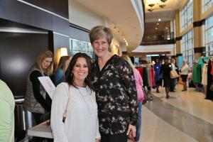 Sheri Carrow, Gigi Gladson