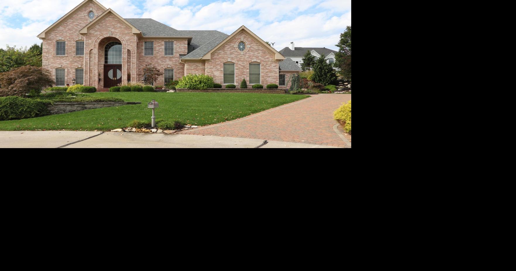 Distinctive Property: 12706 Wynfield Pines Court