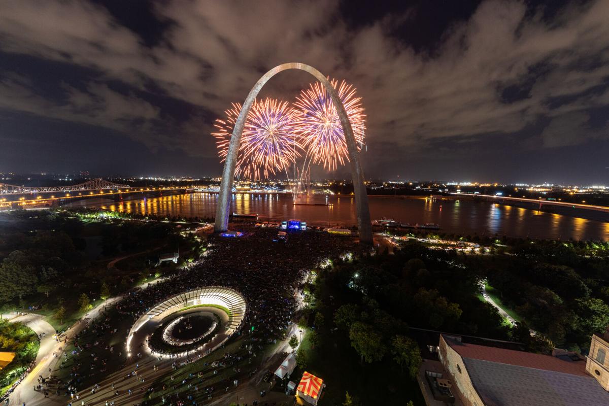 Fourth of July Celebrations and Fireworks Shows in the St. Louis Metro Area