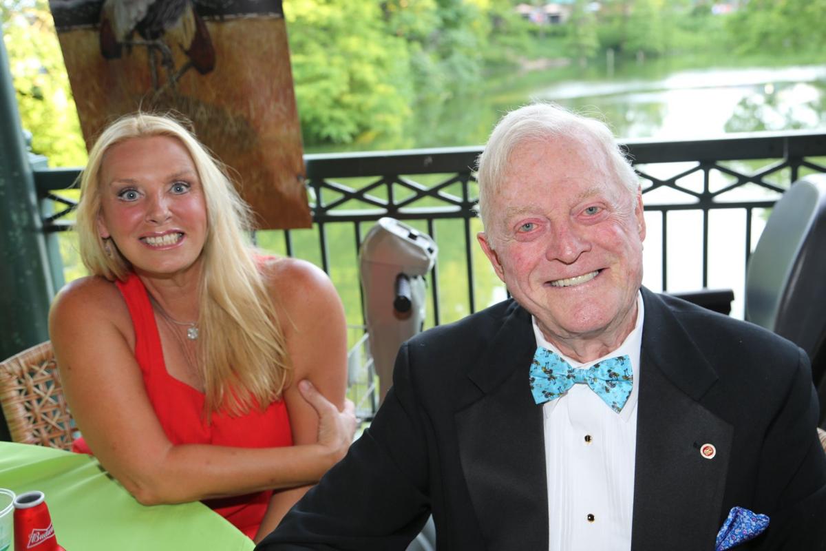 Kim Schutzenhofer, Gene Tichacek