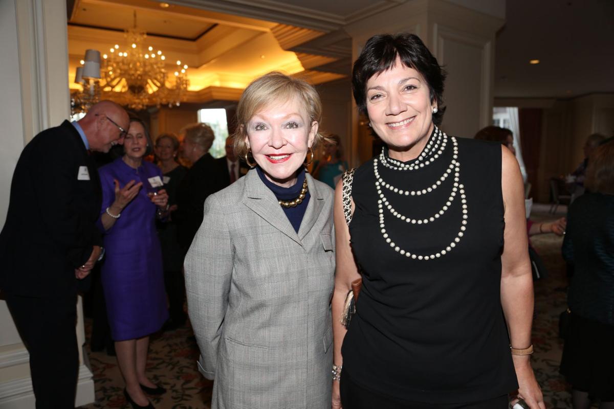 Donna Wilkinson, Laura Slay