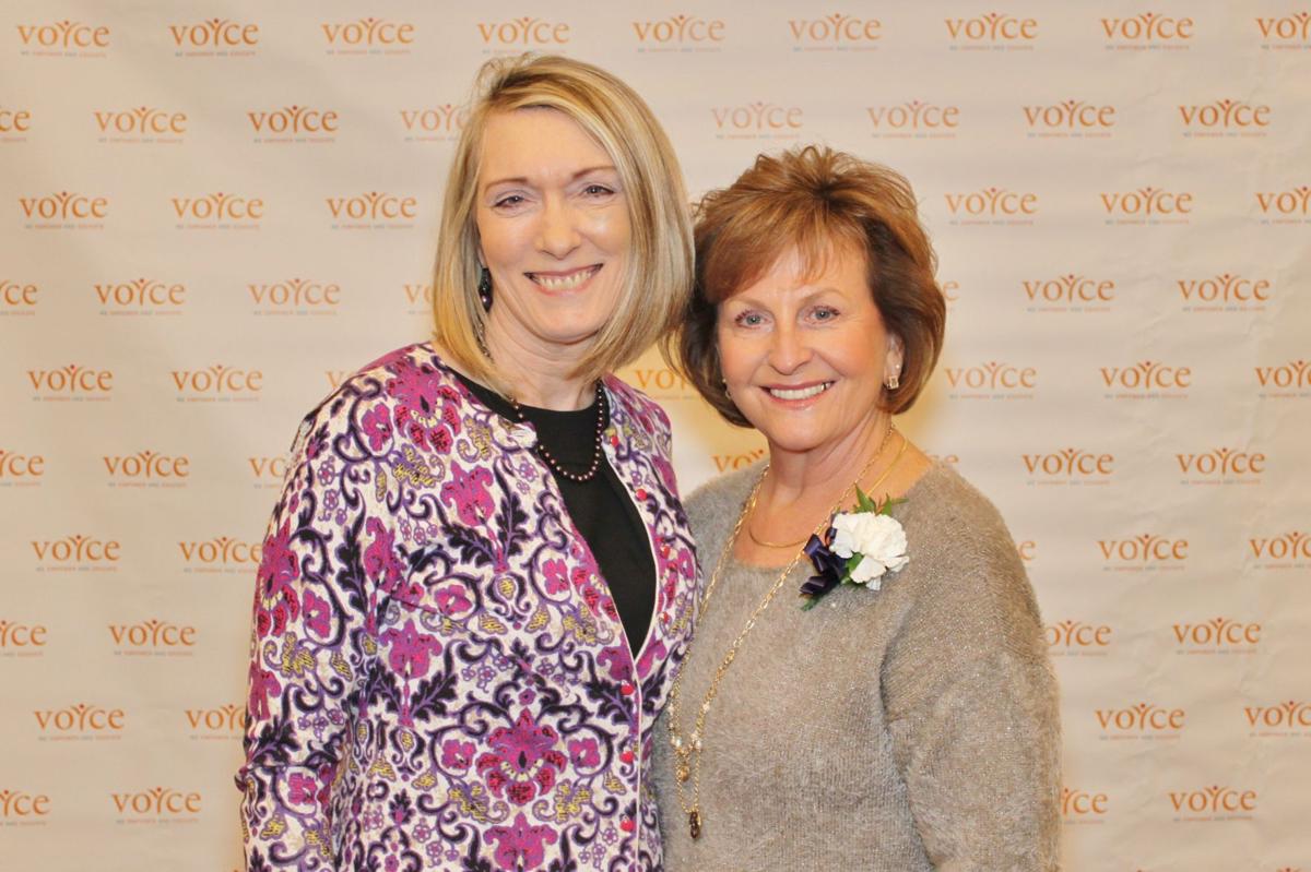 Paula Minogue, Kathy Farnham