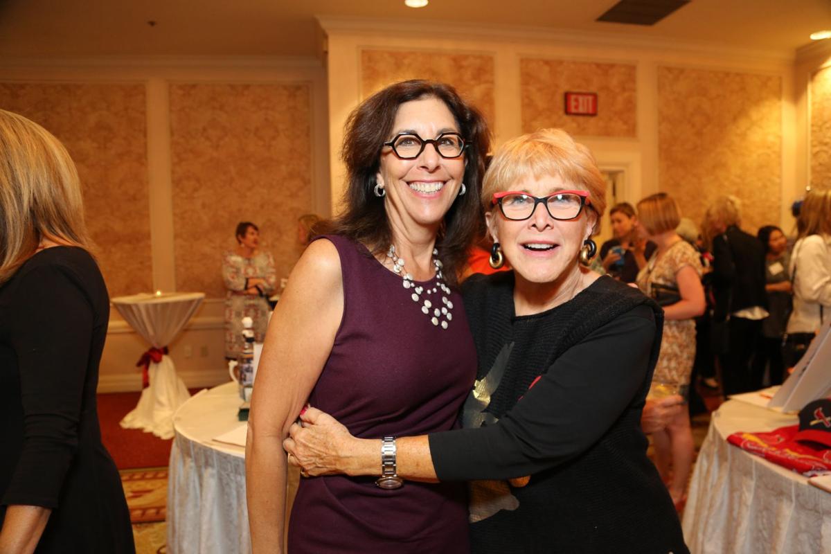 Julia Mendelow, Karen Kalish