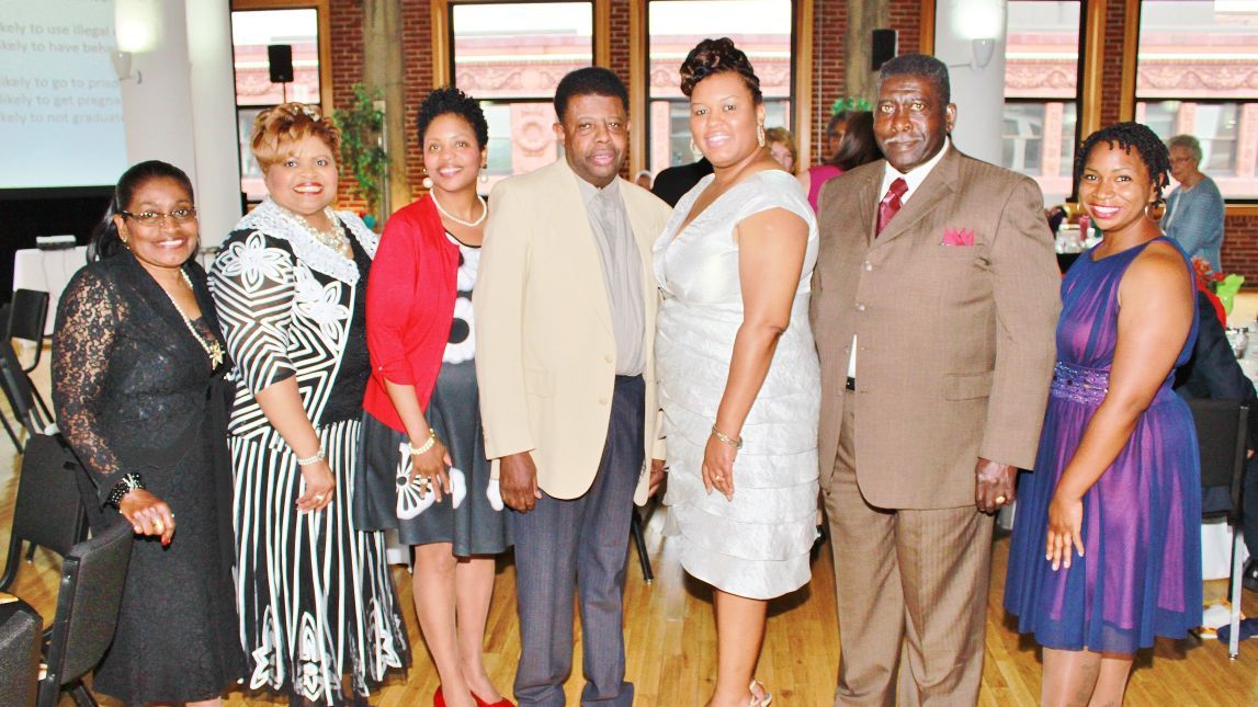 Loria Patton, Deborah Smith, Andra Tolden, Robert Smith, Angela Morgan, Jessie Chtchinga, Bridges O'Neil