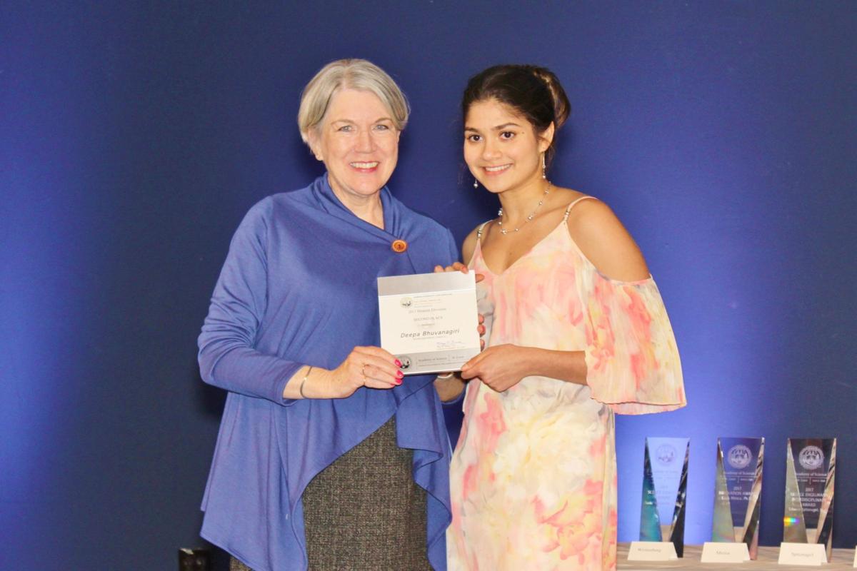 4.6.17-Science-Awards-77.JPG