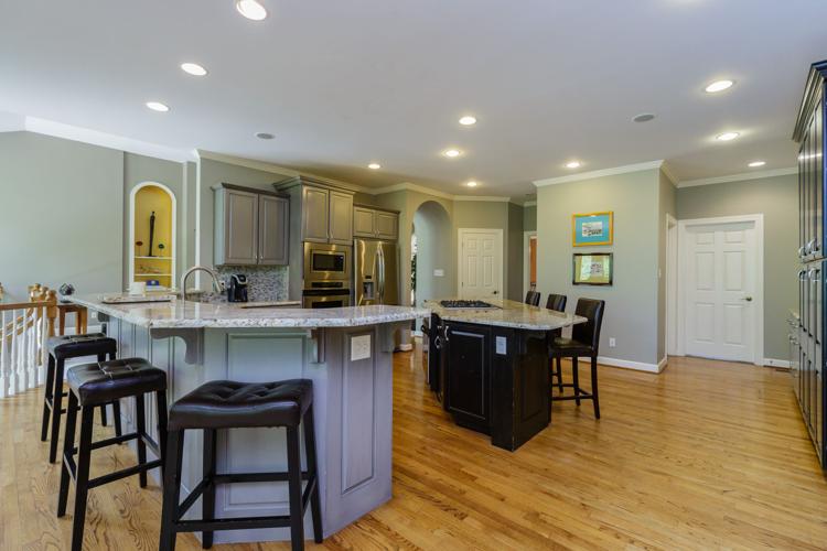 Distinctive Property 100 Ballas Court